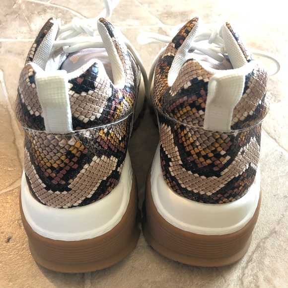 Steve Madden faux Snakeskin Sneakers - Picture 5 of 7